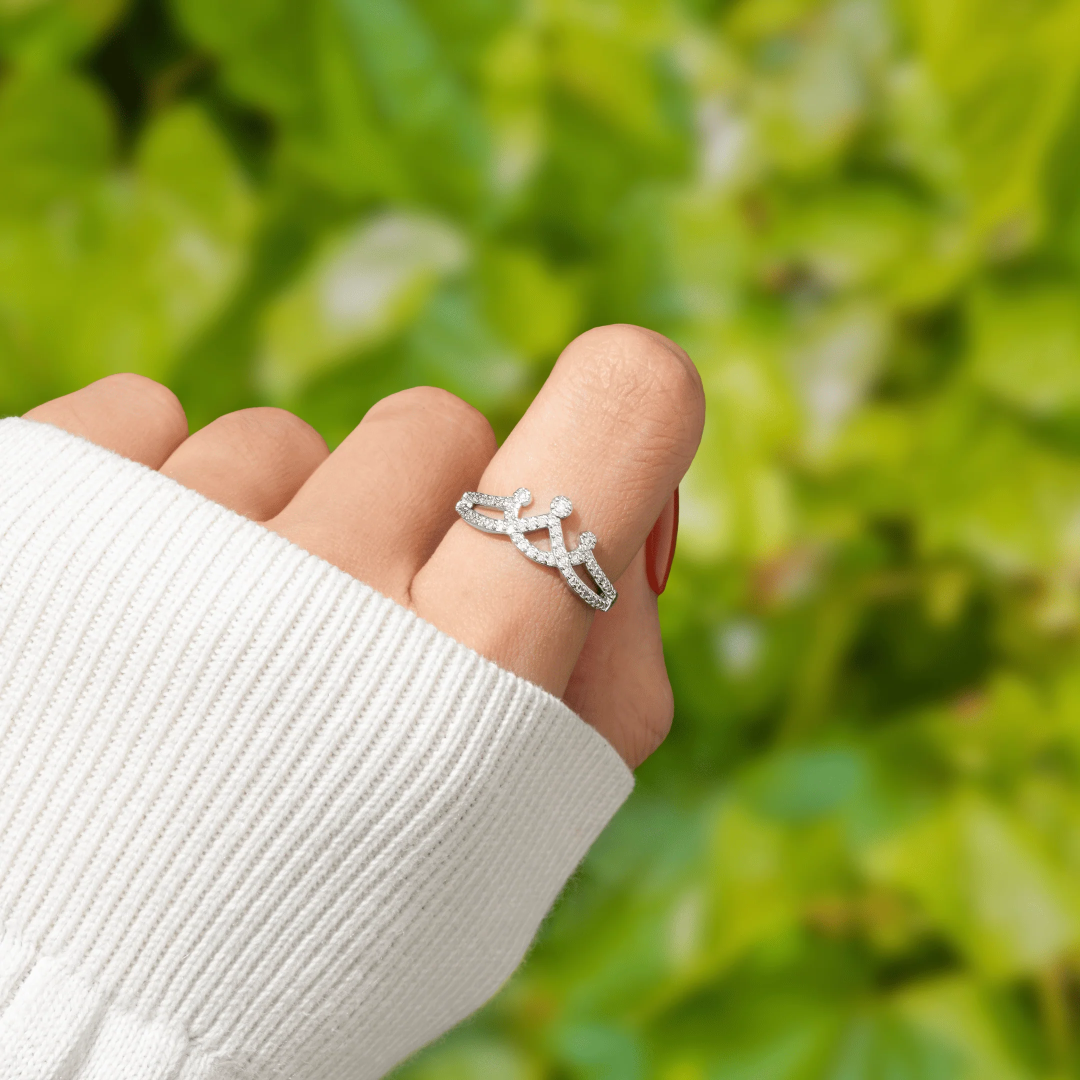 Straighten Your Crown Ring - Image 2