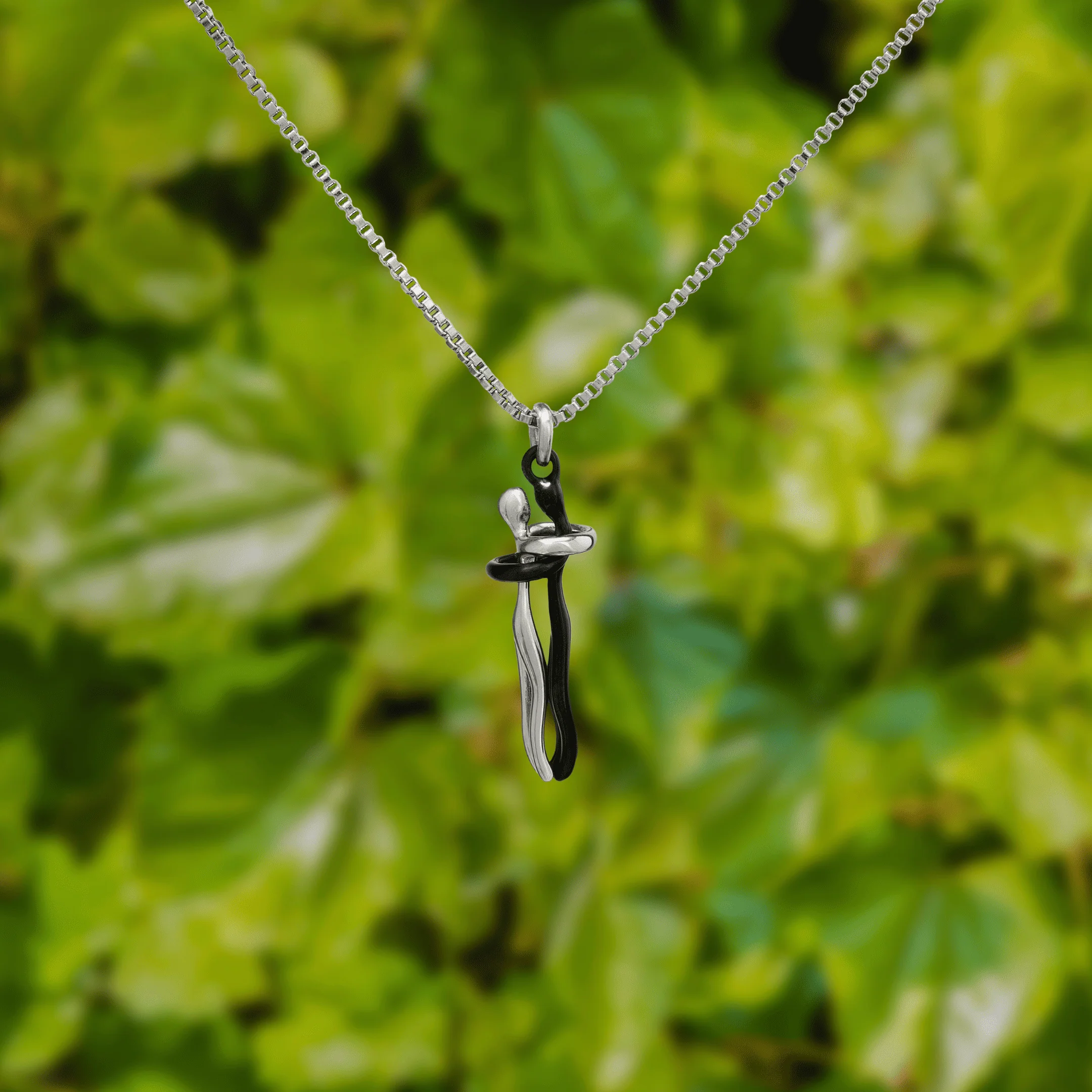 To My Granddaughter - Hug Necklace - Image 3